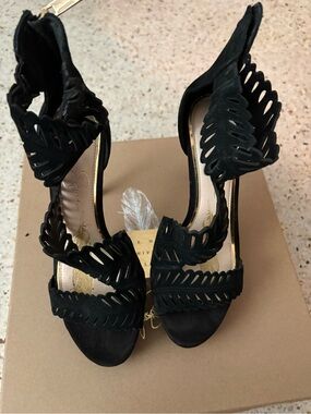 Jessica Simpson Black Scalloped Cutout Suede High Heels